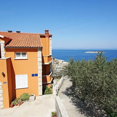 Apartment Antun Prigradica